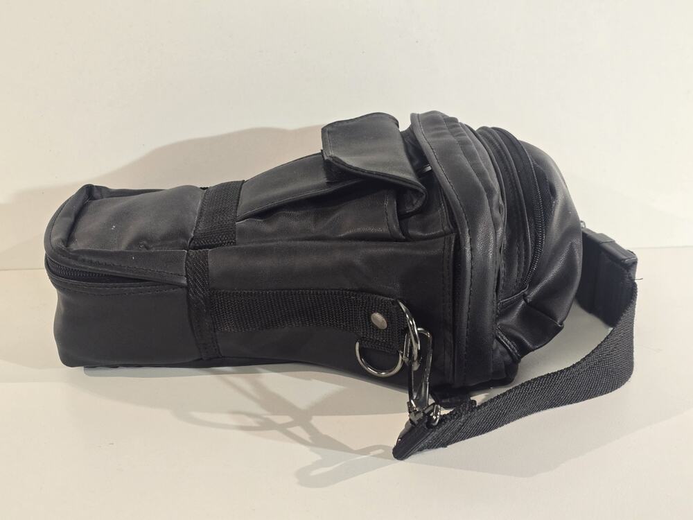 Vintage Black Camera Lens Carry Case – Padded Top-Load Holster Bag